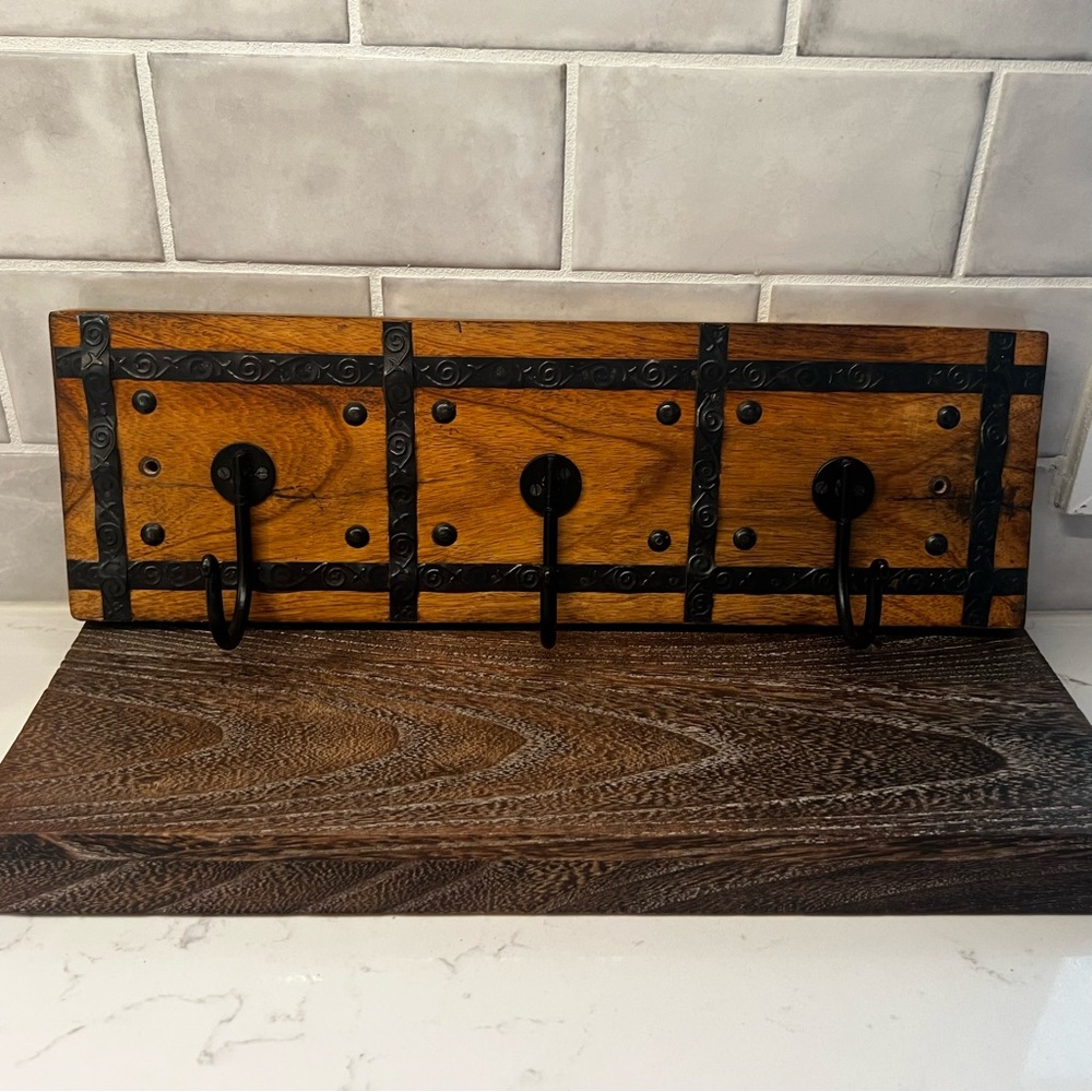 Rustic Brown Wall Hook Rack